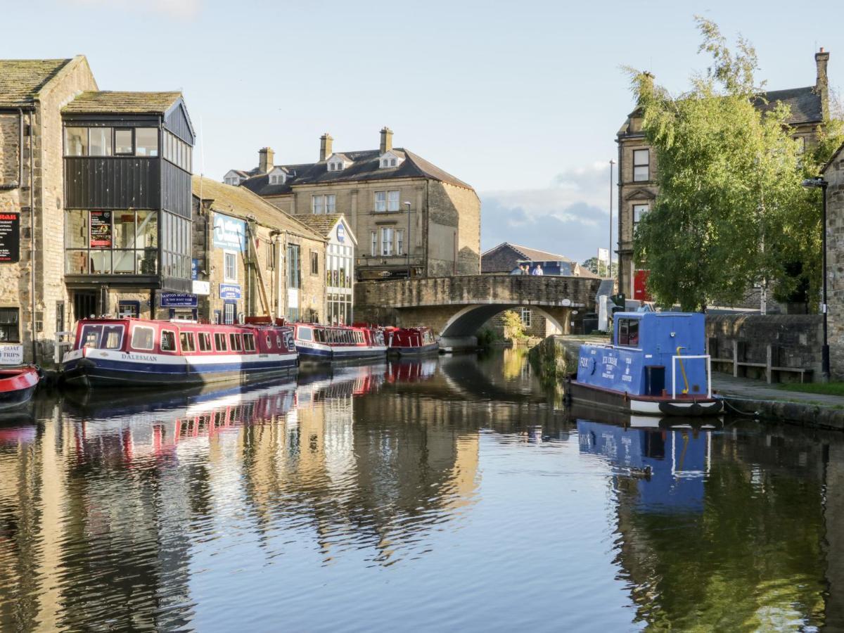Canal View Skipton Exterior photo